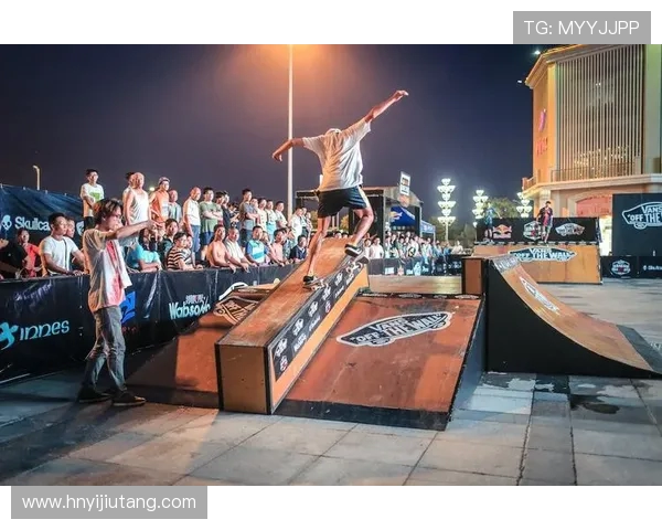 南京滑板队防反战术深度解析与实战应用探讨